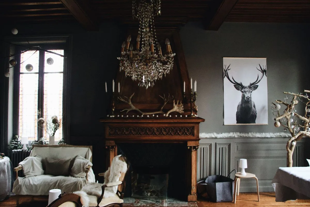 Suite Privée — Rue du Bac, Paris 7e